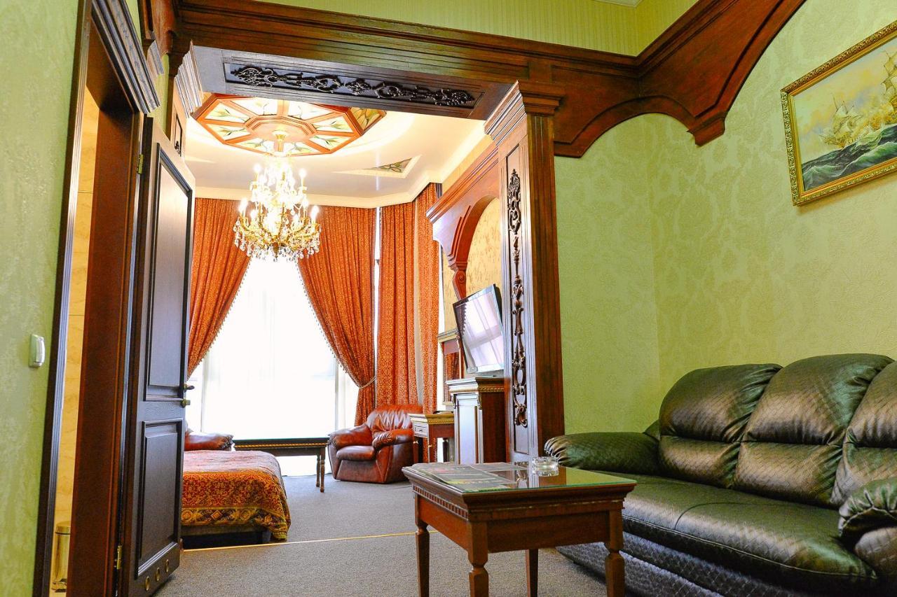 Viktoriya Family Hotel Restaurant Complex 4*